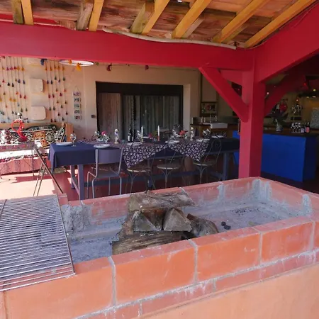Les Jardins D'ispahan Homestay