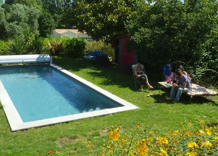La Des Jardins D'ispahan Prignac-et-Marcamps