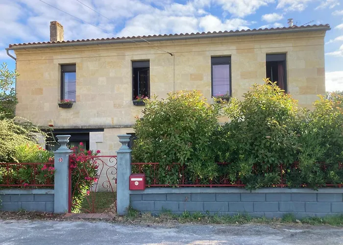 La Des Jardins D'ispahan Habitación en casa particular *